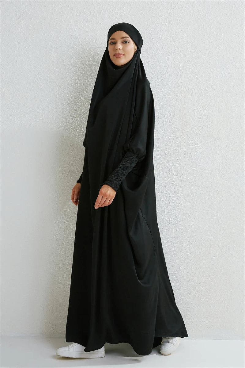 Abaya Musulmane à Capuche – Robe de Prière Femme Manches Smockées, Jilbab Islamique Style Dubaï