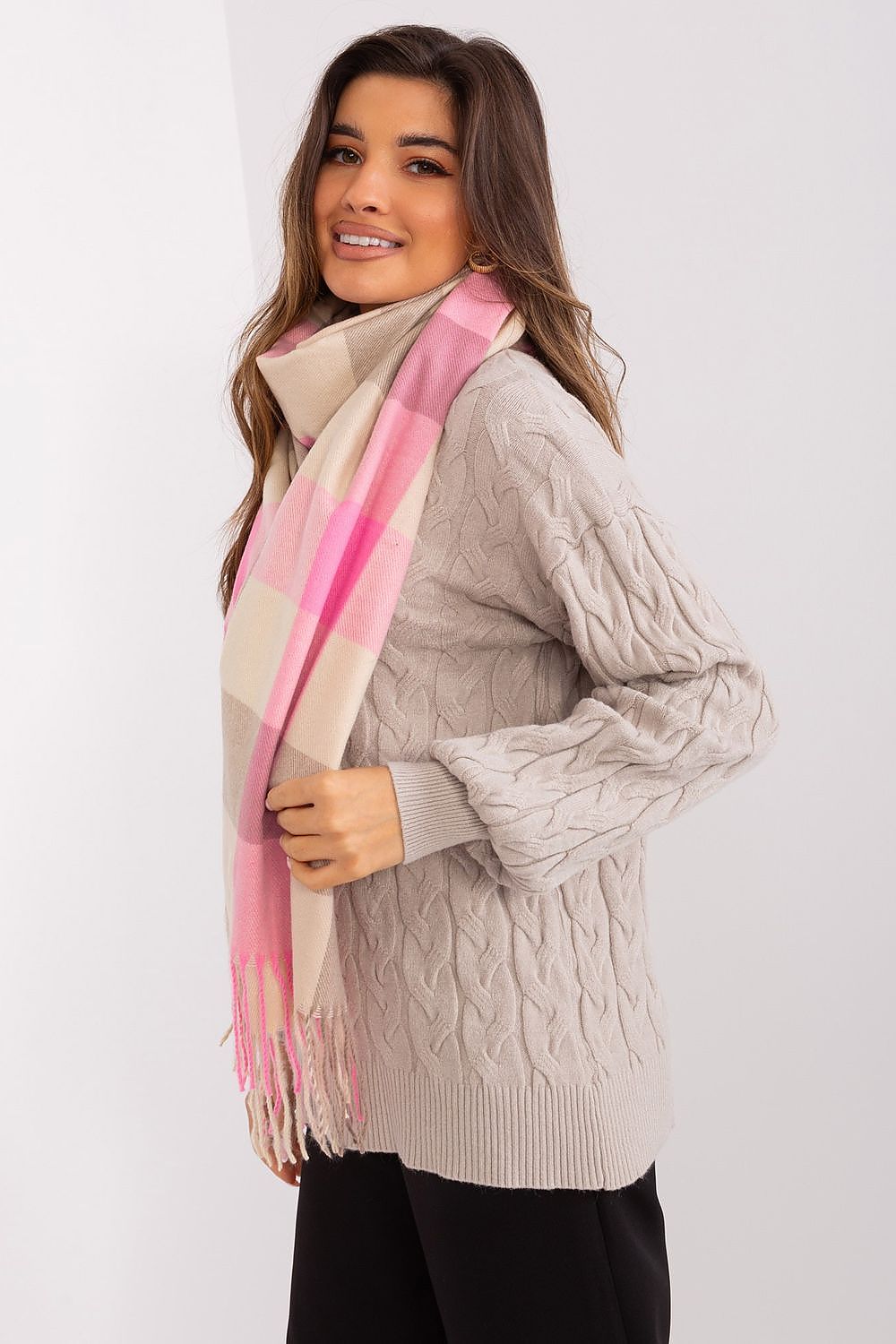 Shawl model 187775 AT