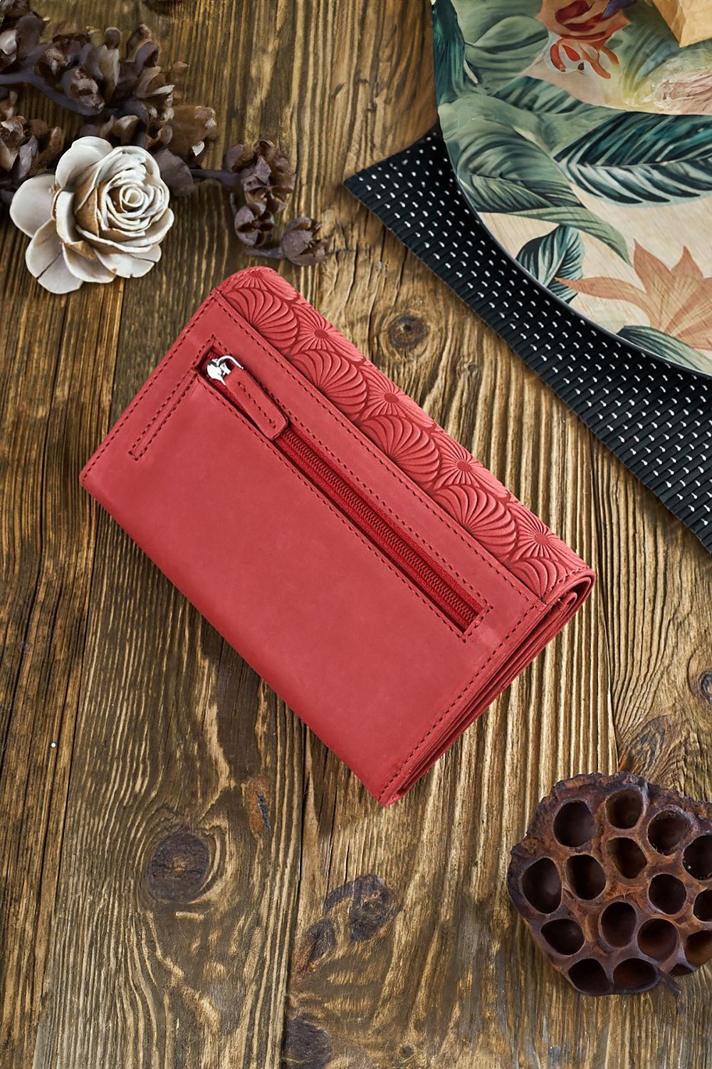 Women's wallet model 191545 Galanter