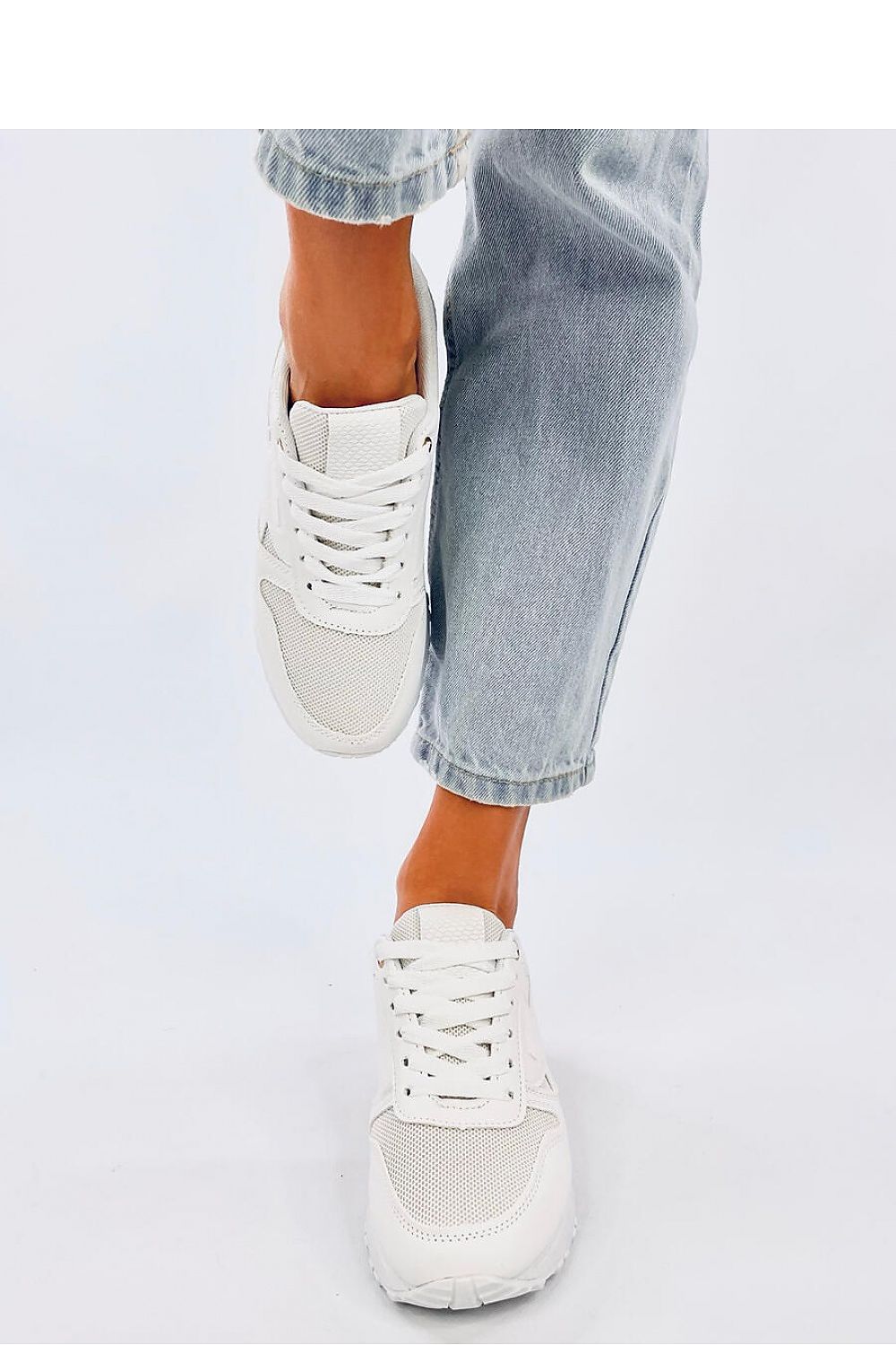 Sports shoes model 192582 Inello