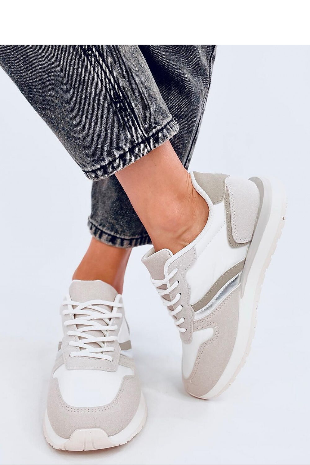 Sports shoes model 194596 Inello