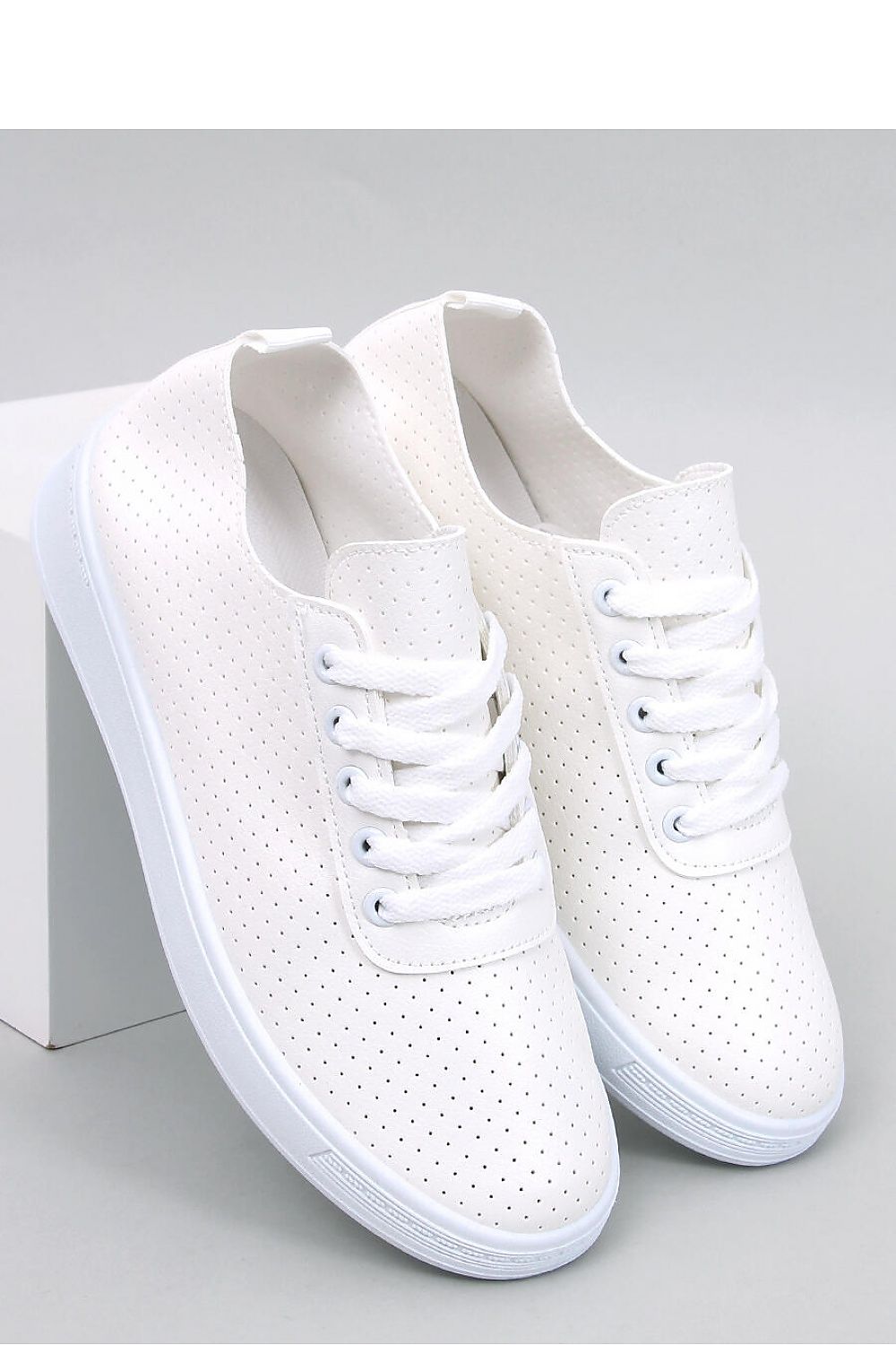 Inello model 194612 sneakers