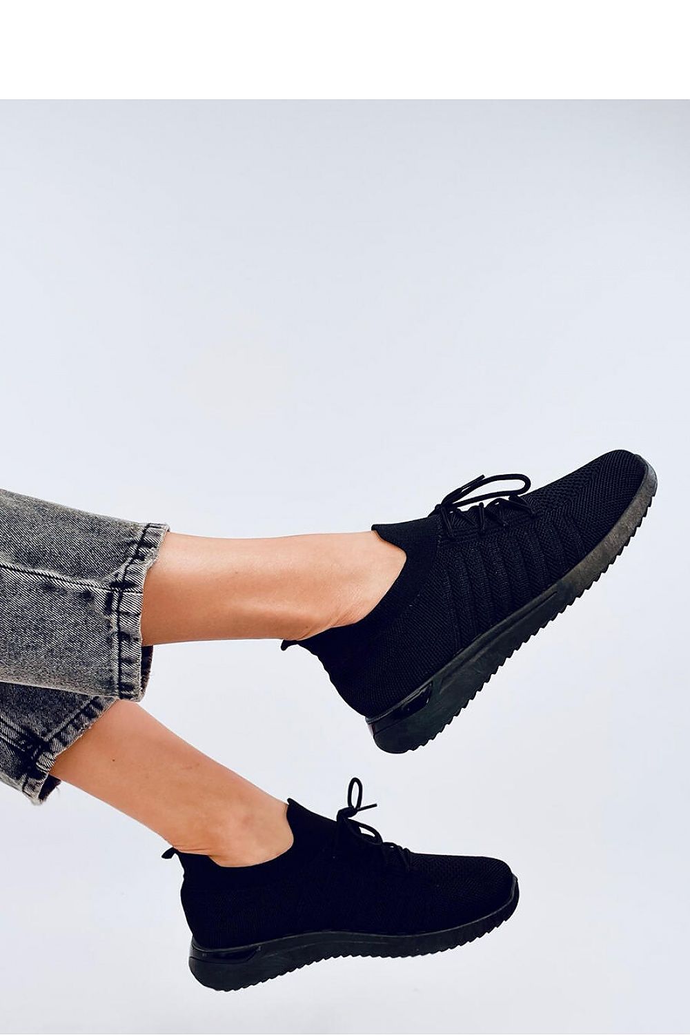 Sports shoes model 195131 Inello