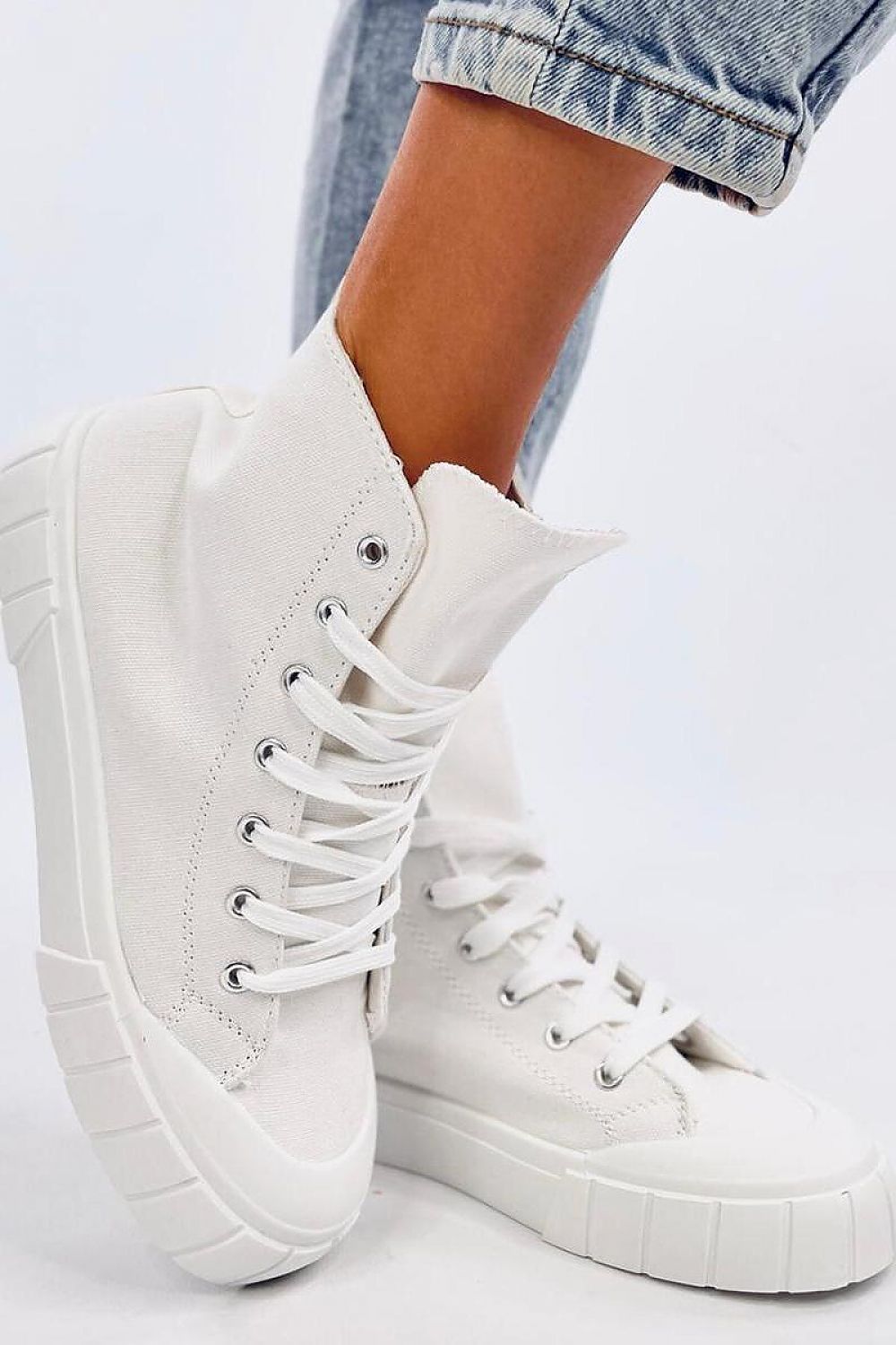 Inello model 195528 sneakers