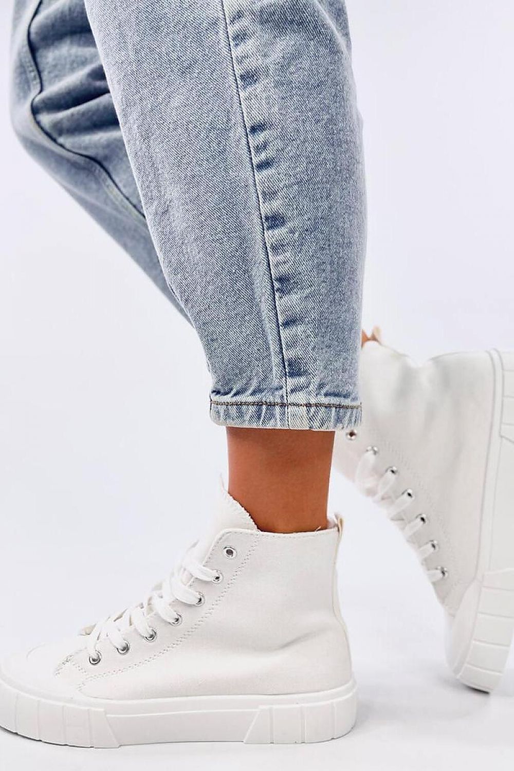 Inello model 195528 sneakers