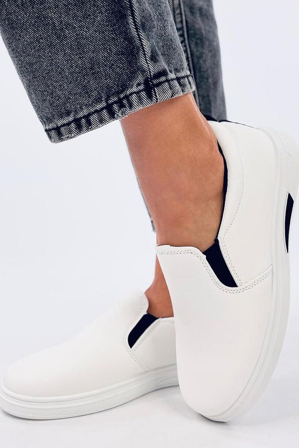 Slip-on model 195534 Inello