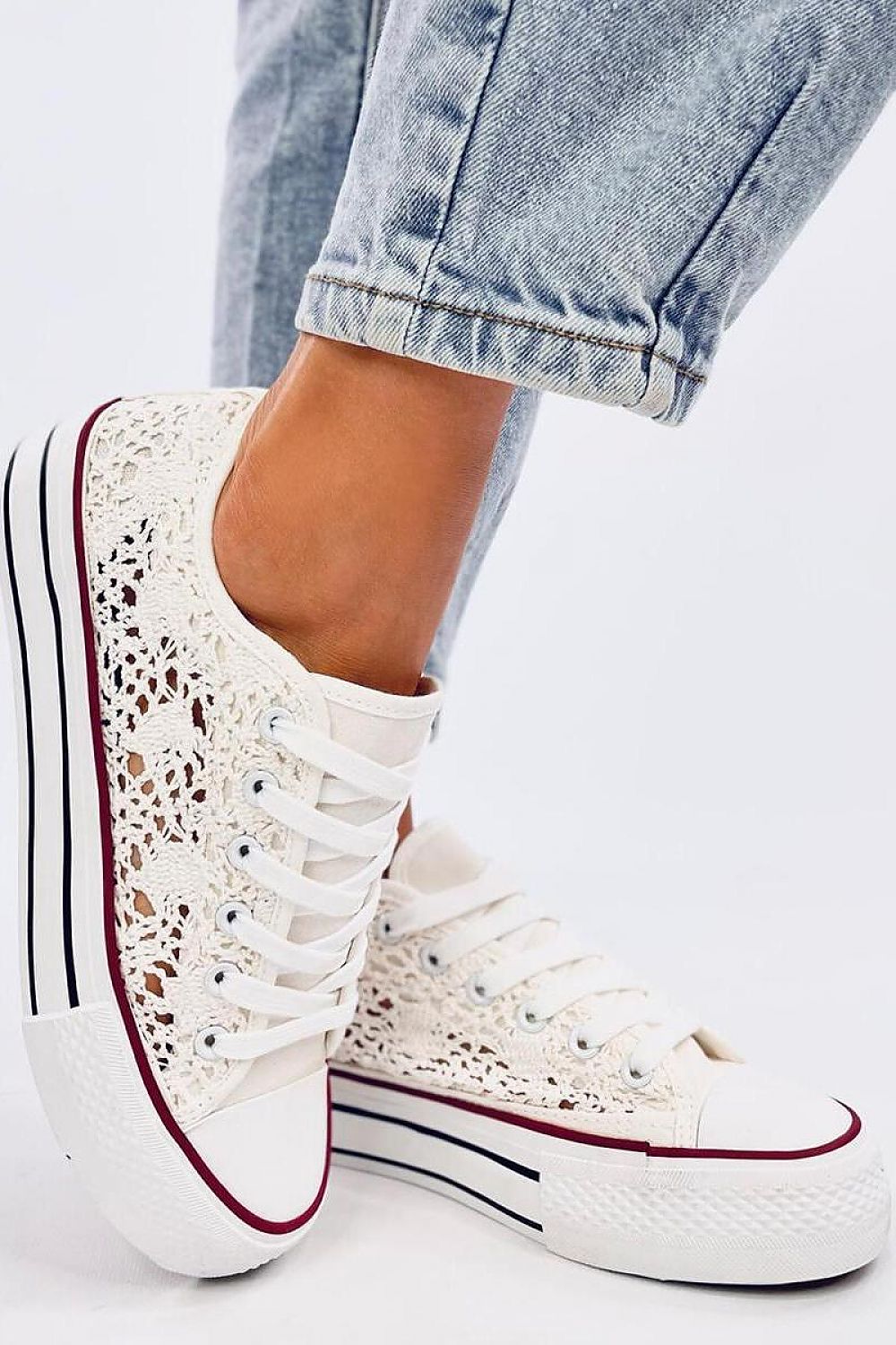 Inello model 195557 sneakers