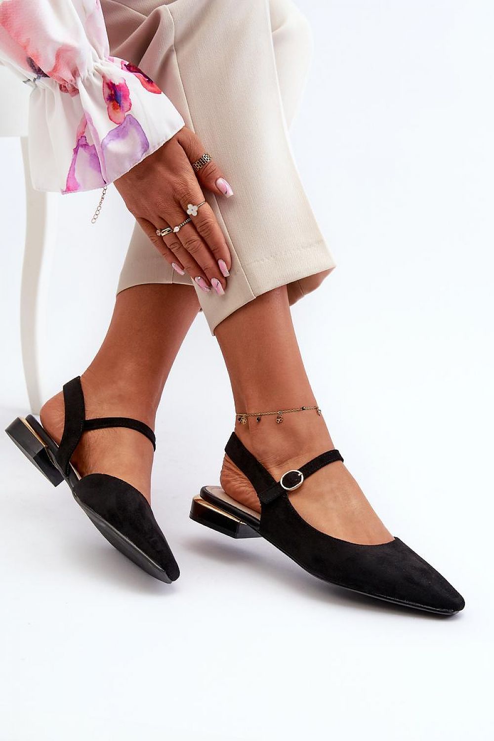 Ballerina model 195738 Step in style