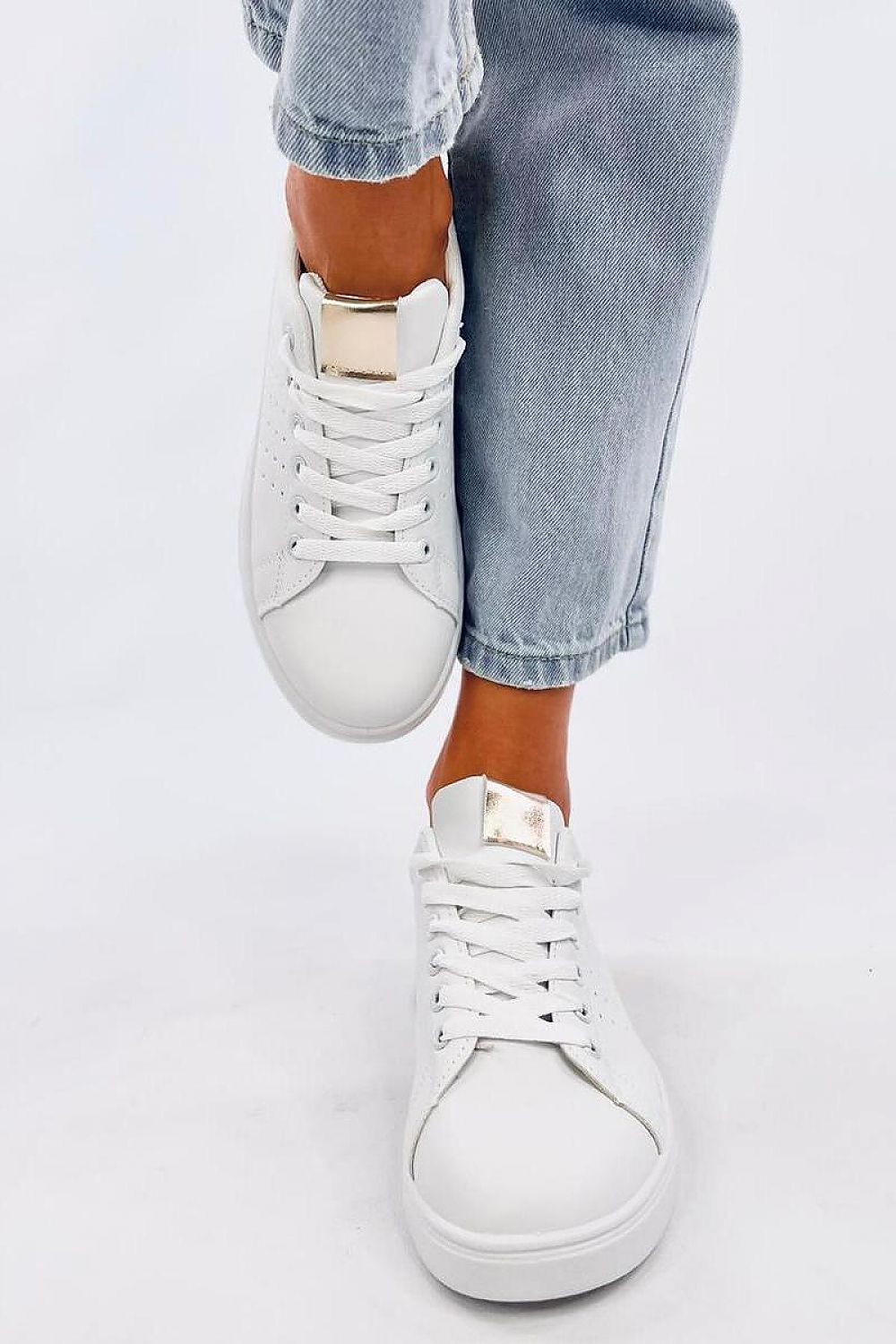 Sports shoes model 196050 Inello