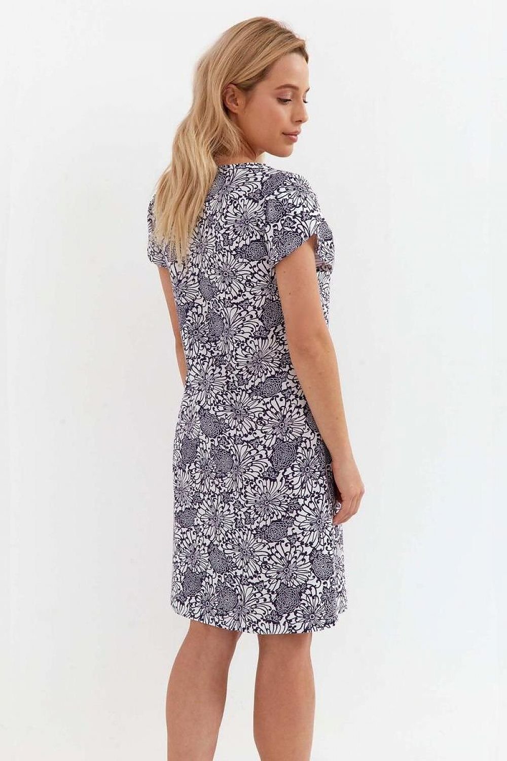 Nightgown model 196185 Cana