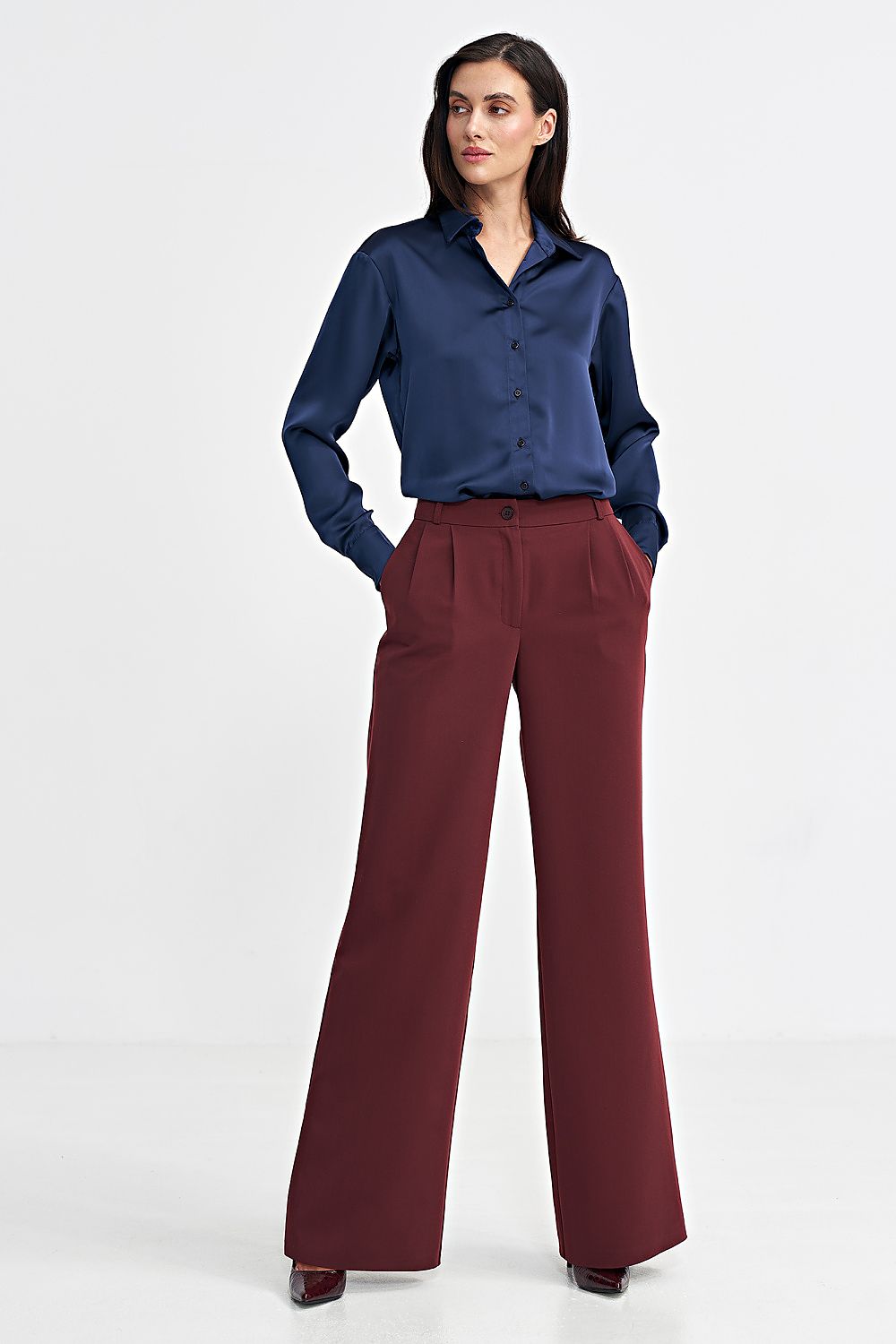 Long pants model 202476 Nife
