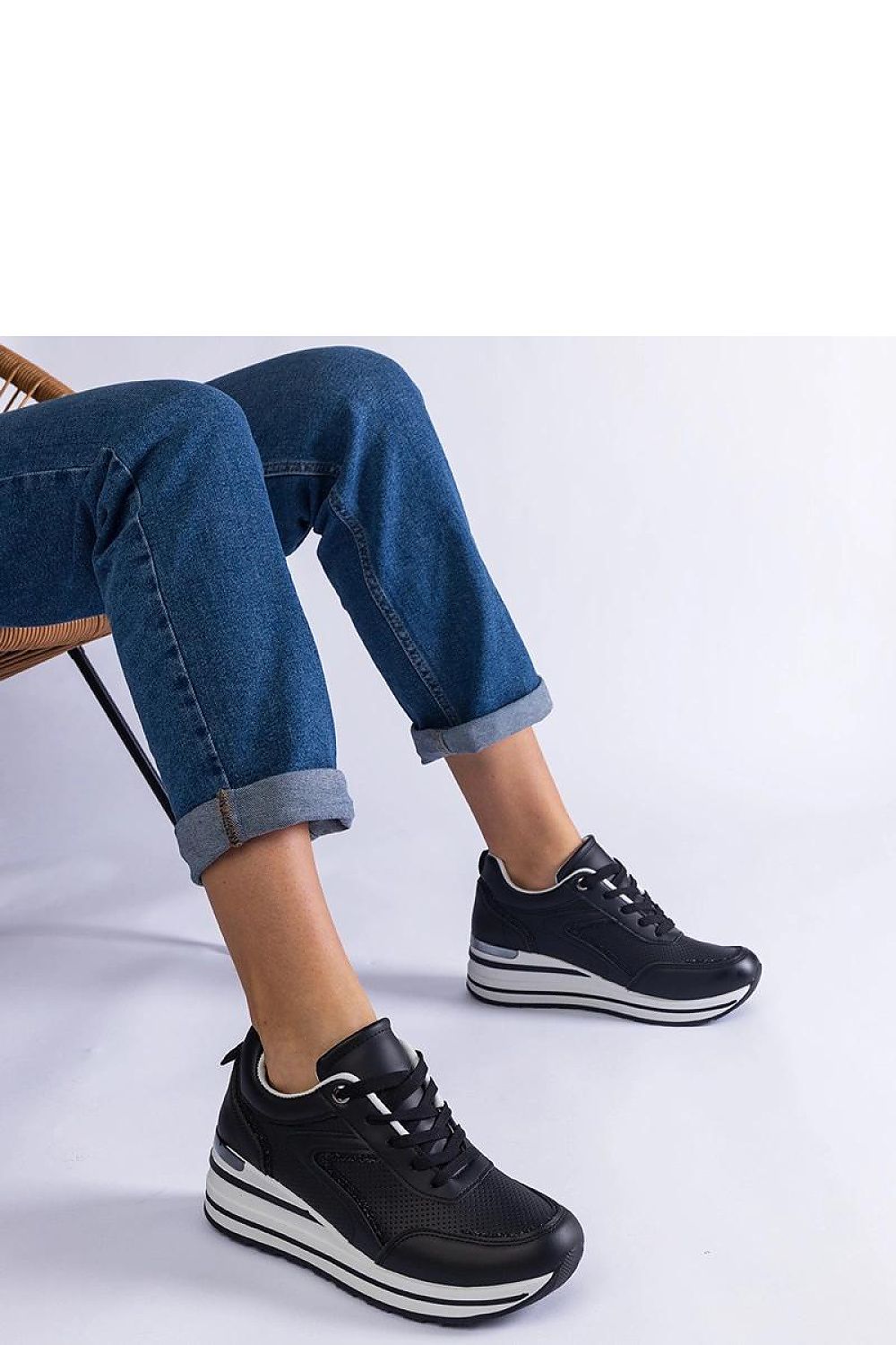 Baskets model 207107 Solea