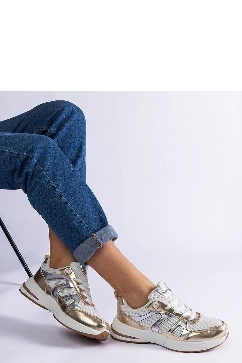 Baskets model 207117 Solea