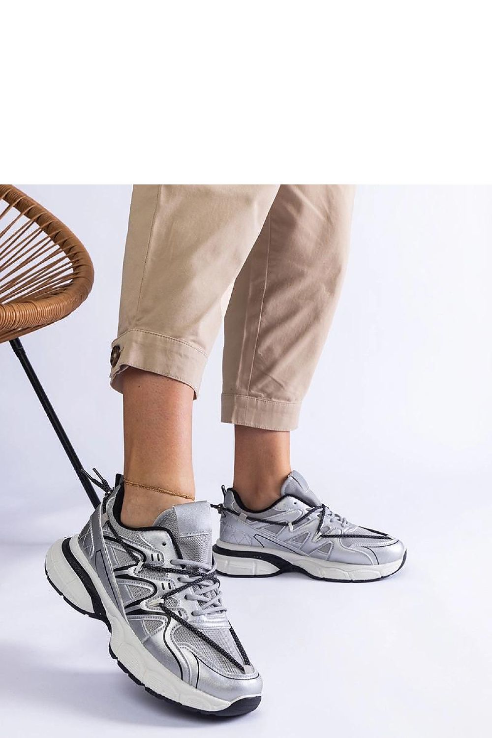 Baskets model 207124 Solea