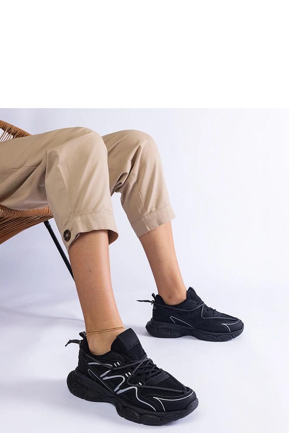 Baskets model 207126 Solea