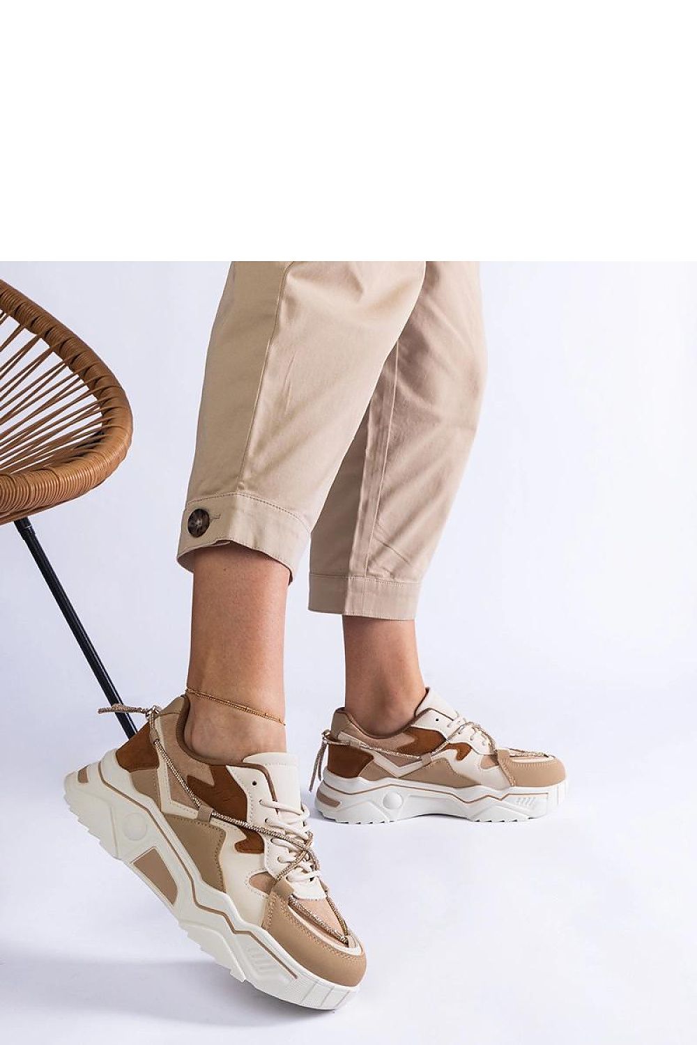 Baskets model 207131 Solea