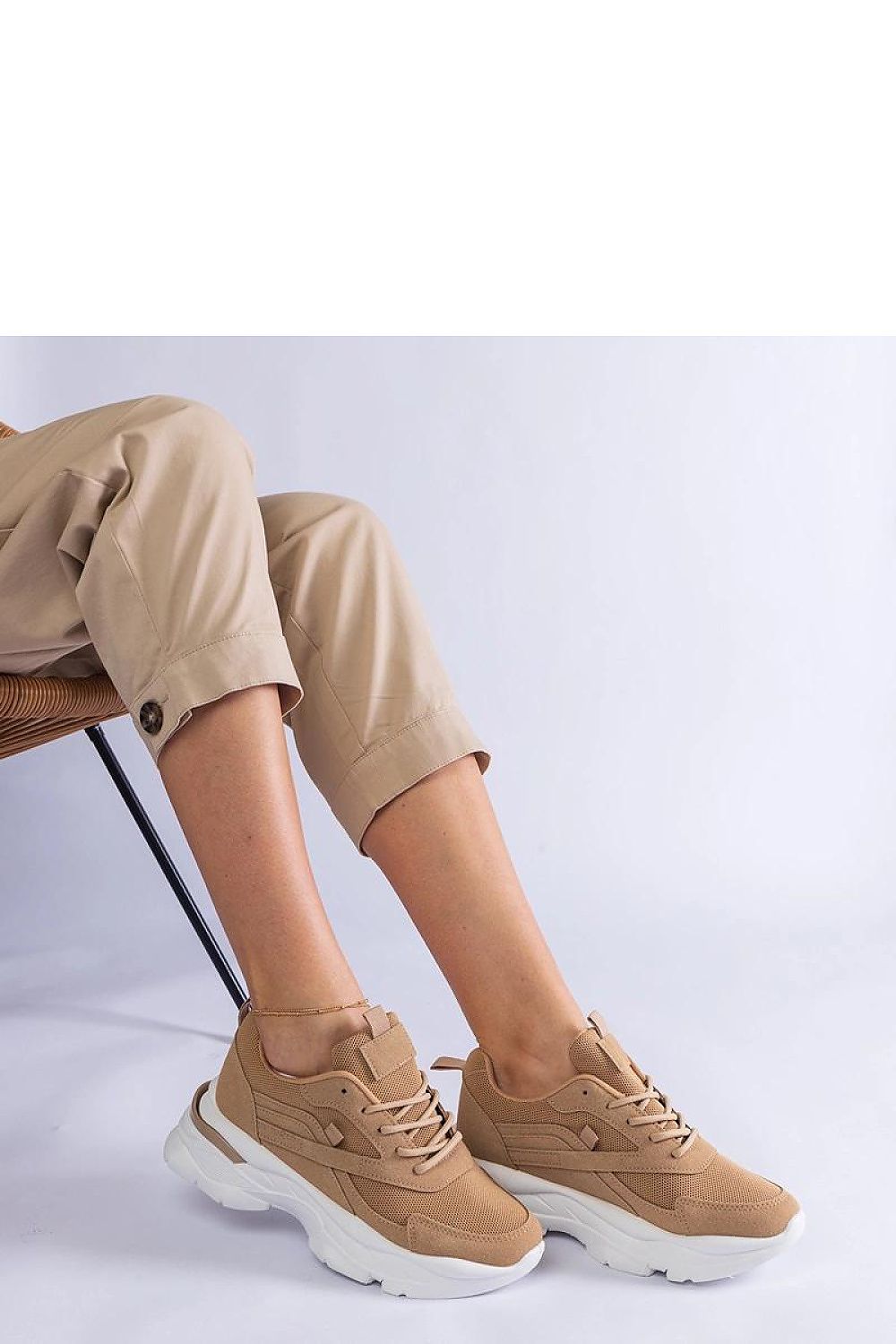 Baskets model 207132 Solea