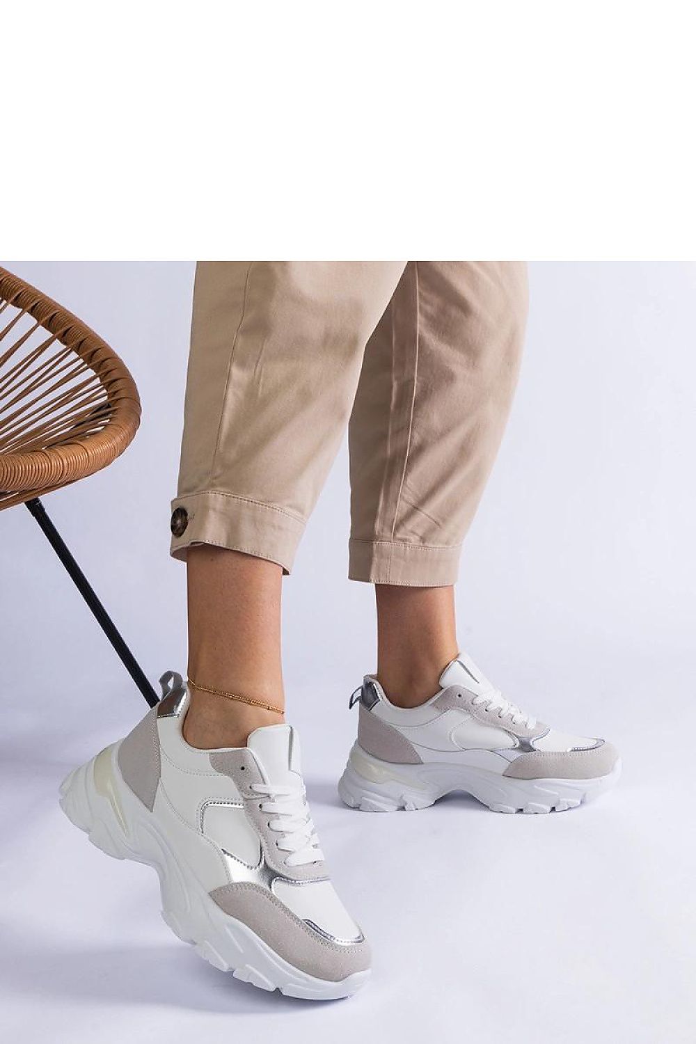 Baskets model 207139 Solea