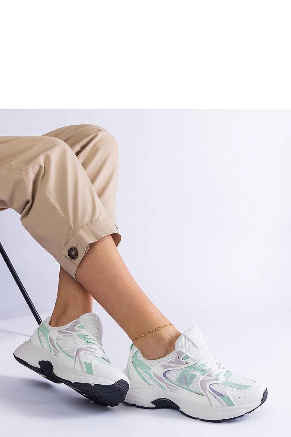 Baskets model 207141 Solea