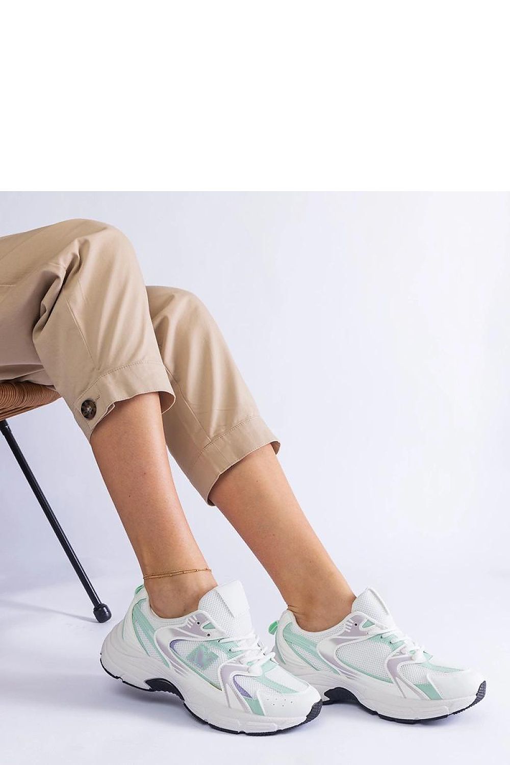 Baskets model 207141 Solea