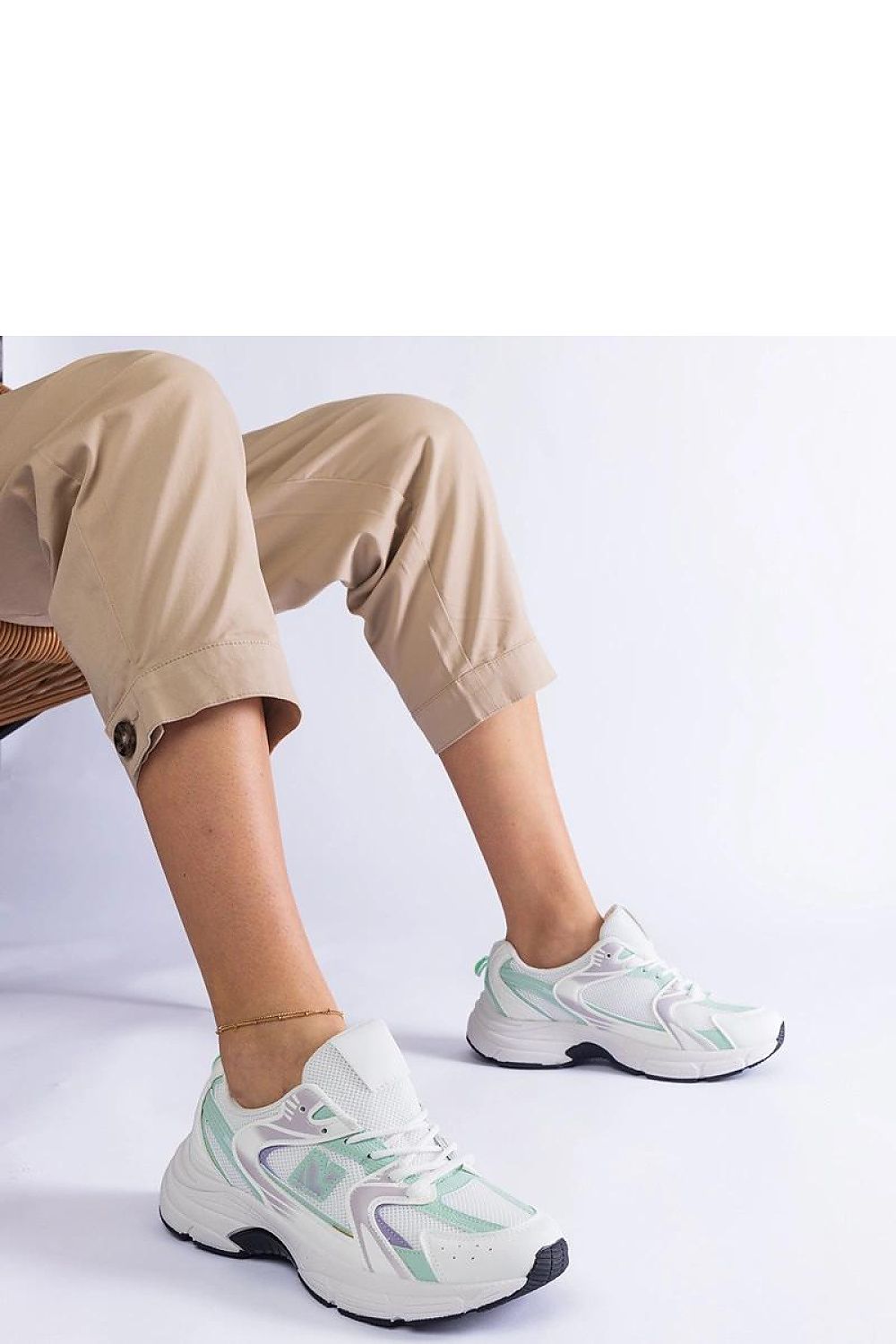 Baskets model 207141 Solea