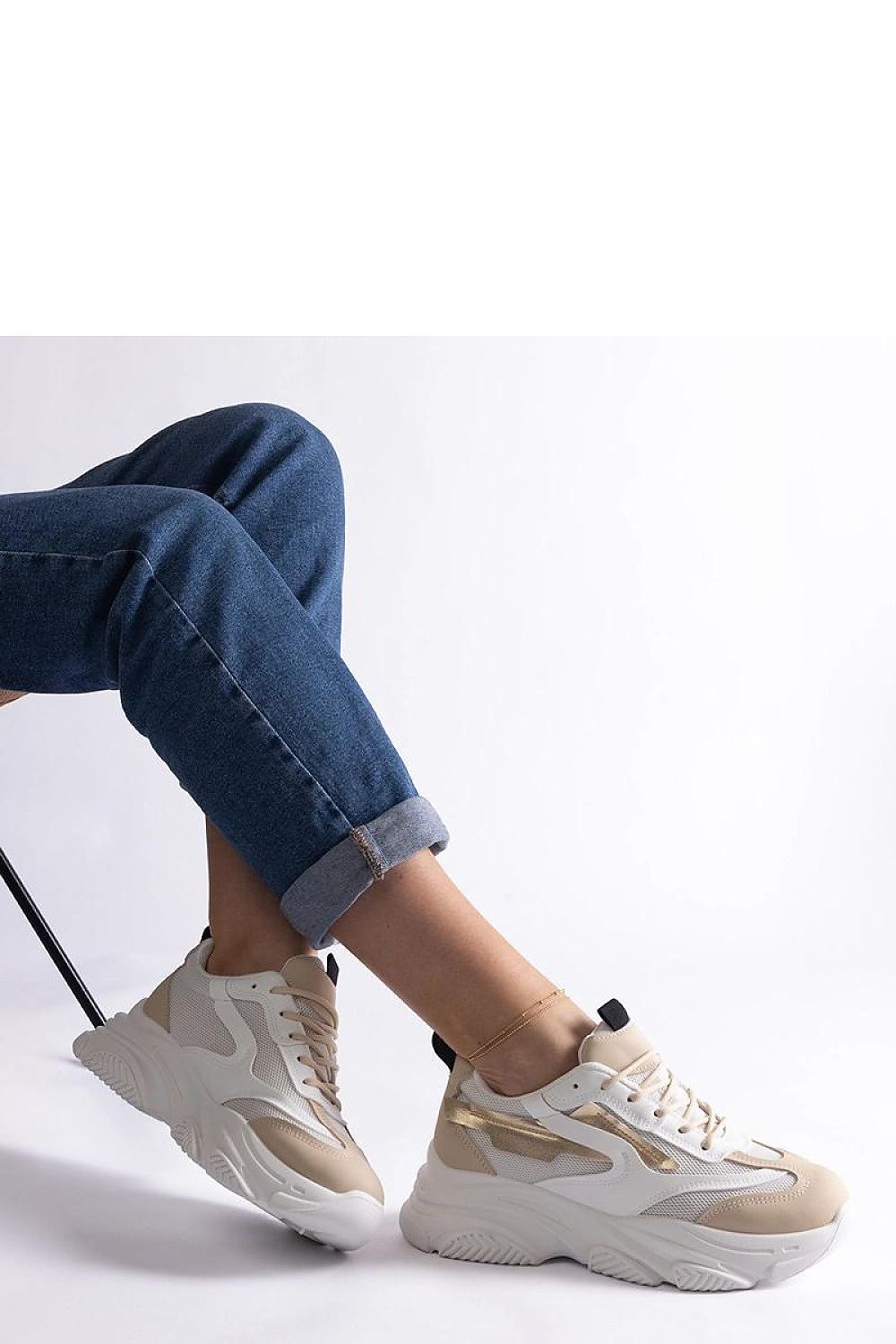 Baskets model 207144 Solea