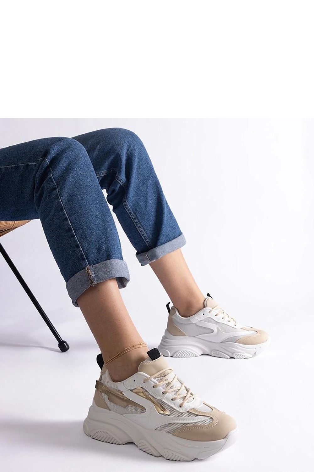 Baskets model 207144 Solea