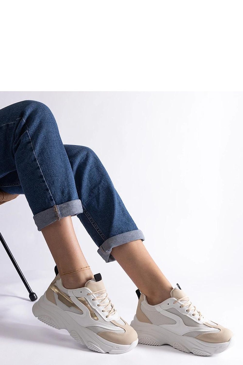 Baskets model 207144 Solea