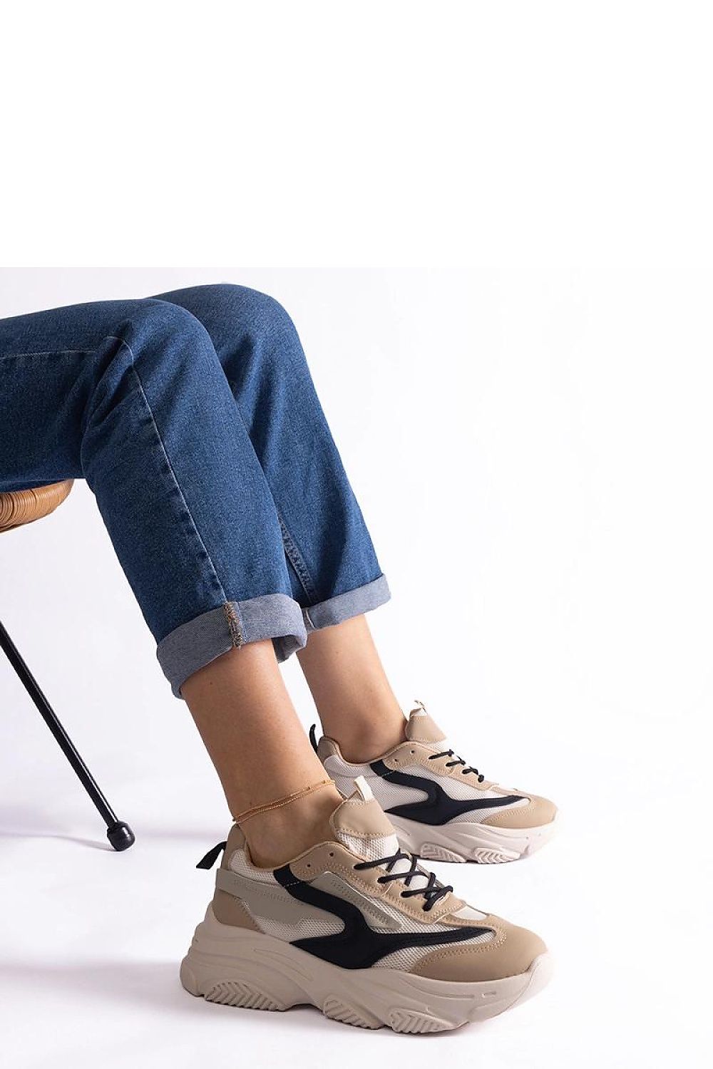 Baskets model 207145 Solea