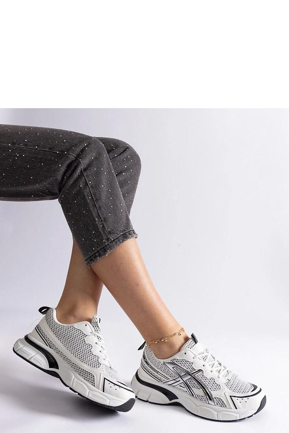 Baskets model 207158 Solea