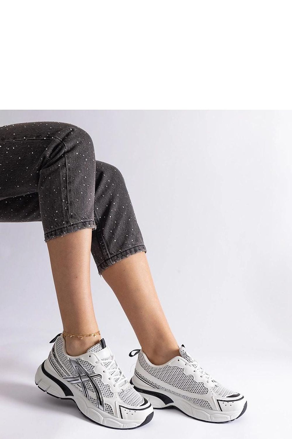 Baskets model 207158 Solea