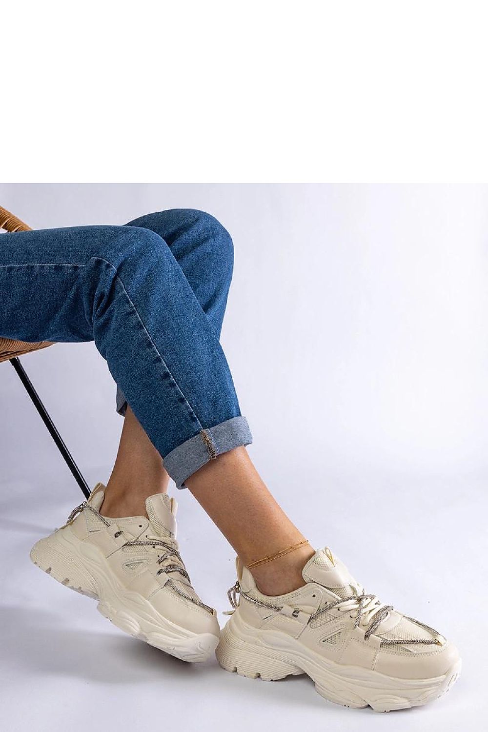 Baskets model 207162 Solea