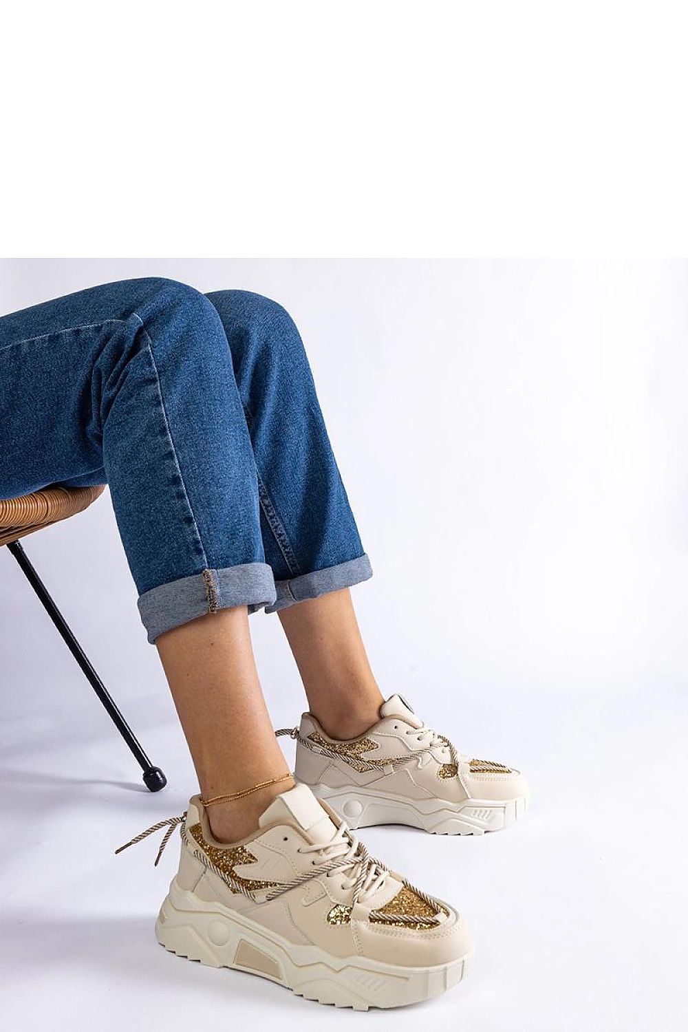 Baskets model 207164 Solea