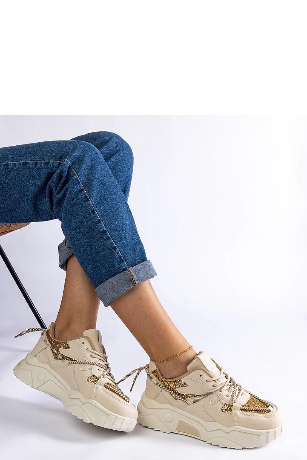 Baskets model 207164 Solea