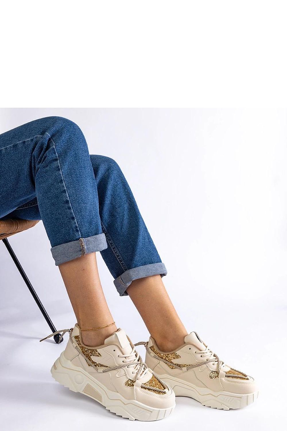 Baskets model 207164 Solea