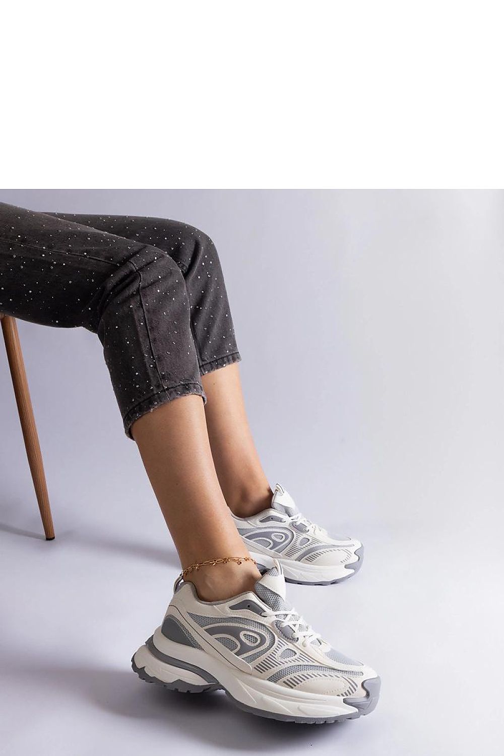 Baskets model 207169 Solea