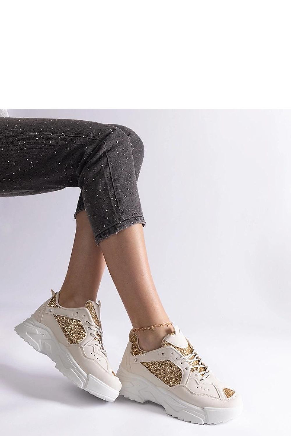 Baskets model 207176 Solea