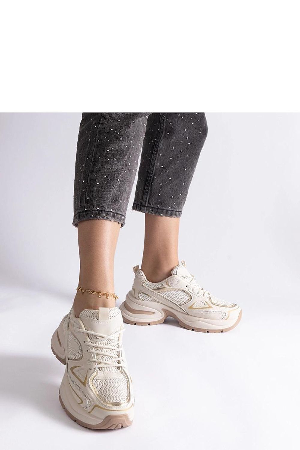 Baskets model 207178 Solea