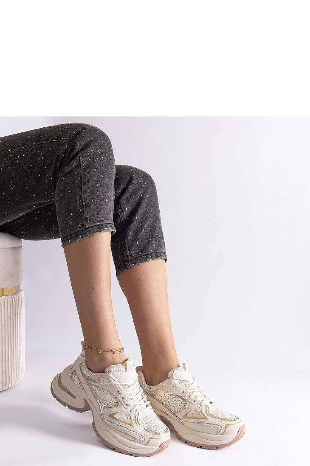 Baskets model 207178 Solea