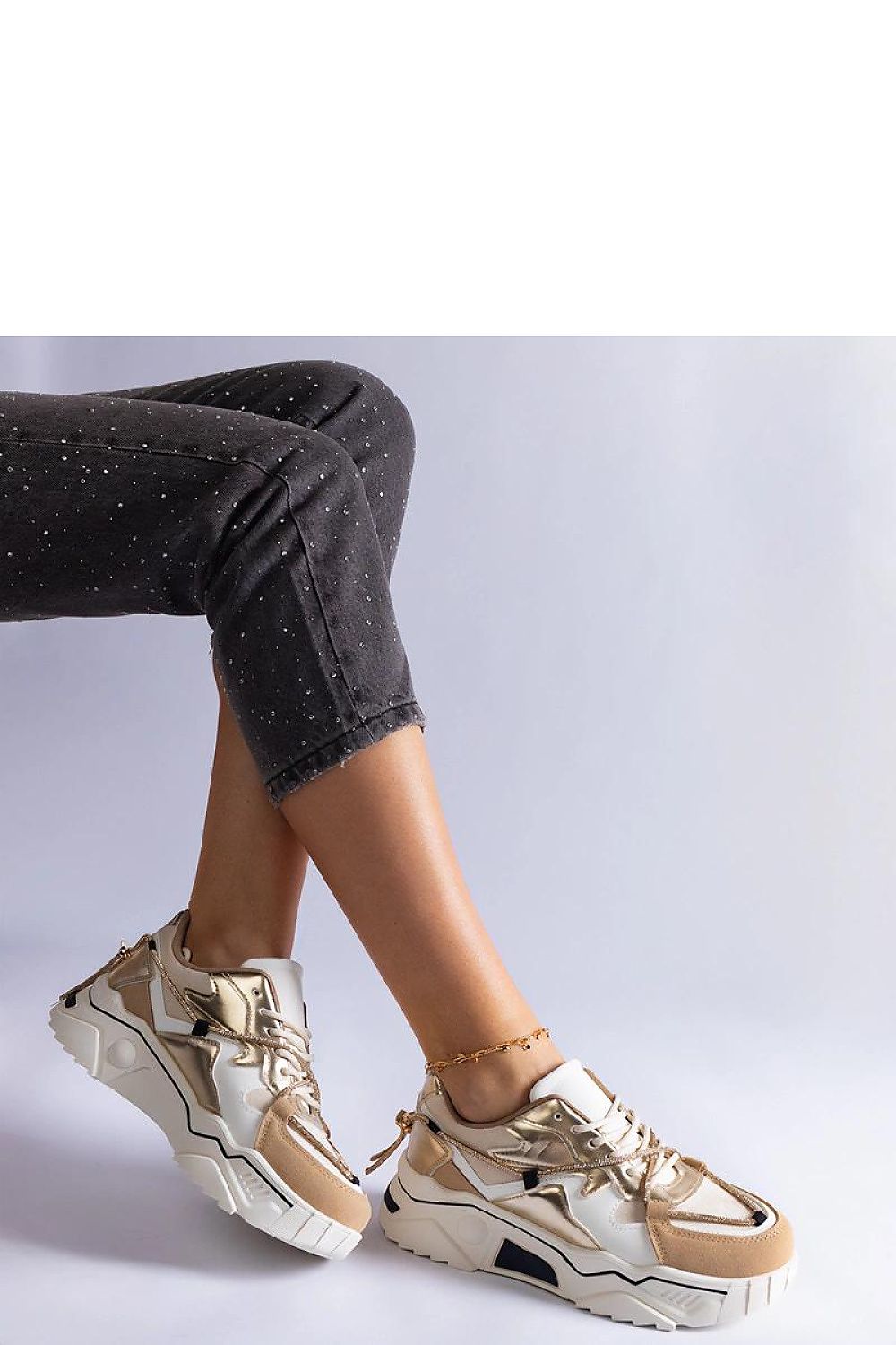 Baskets model 207180 Solea