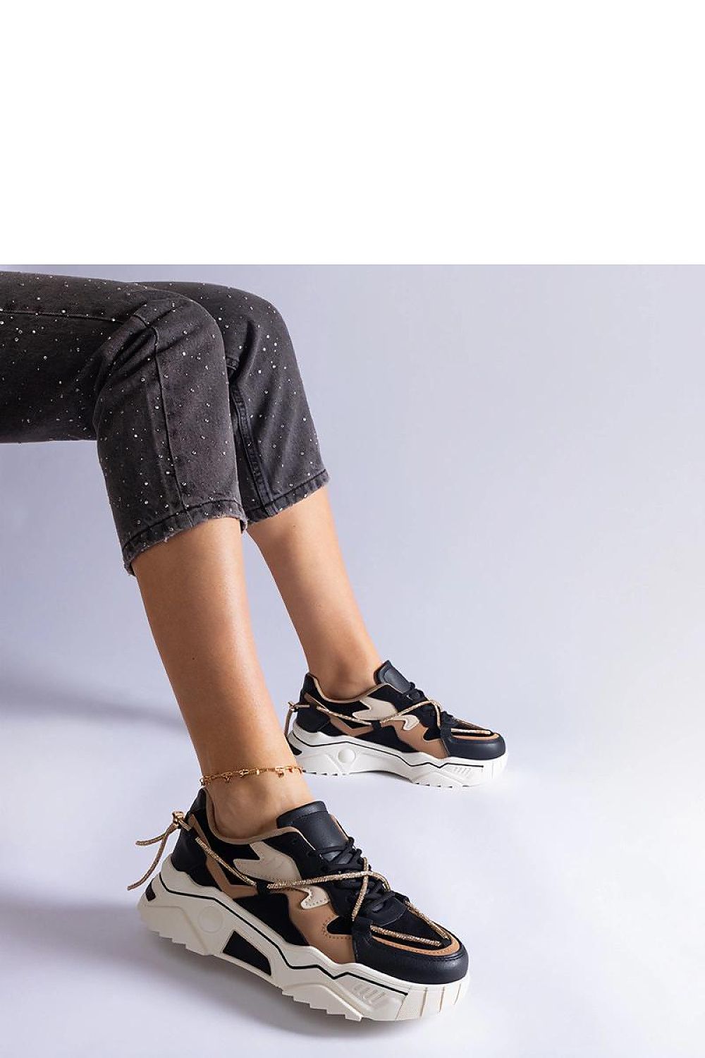 Baskets model 207181 Solea