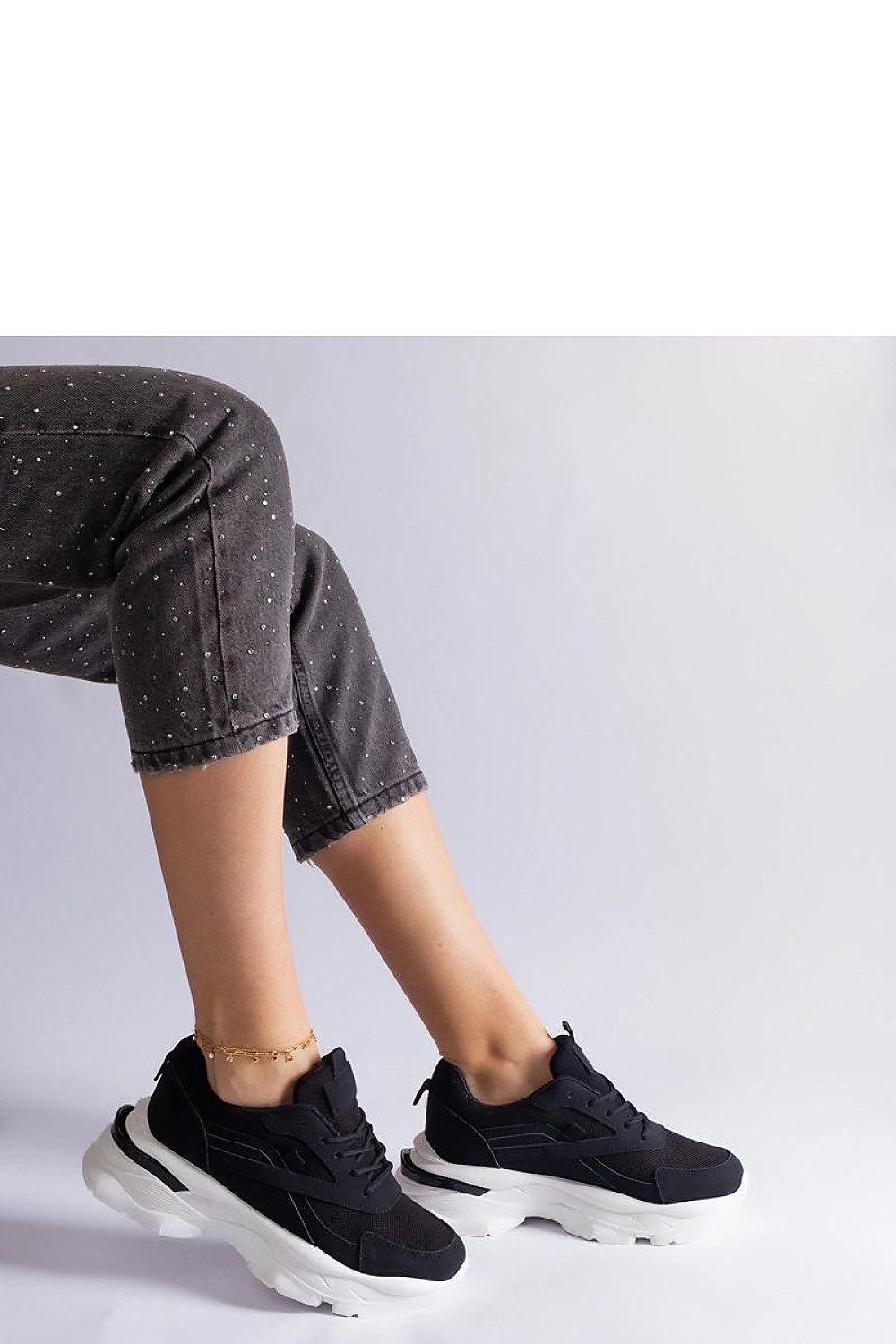 Baskets model 207184 Solea