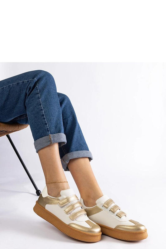 Baskets model 207186 Solea