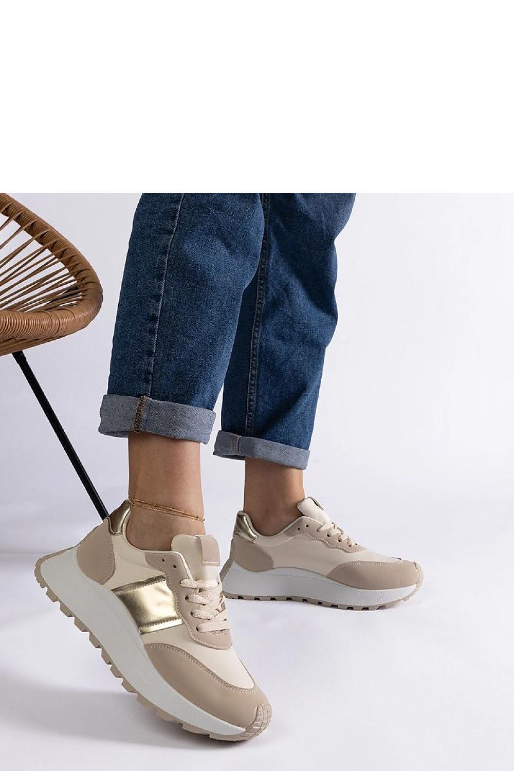 Baskets model 207191 Solea