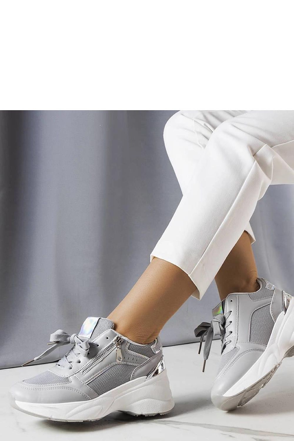 Baskets model 207203 Solea