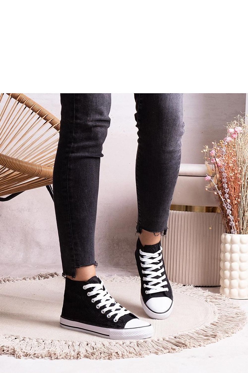 Baskets model 207206 Solea