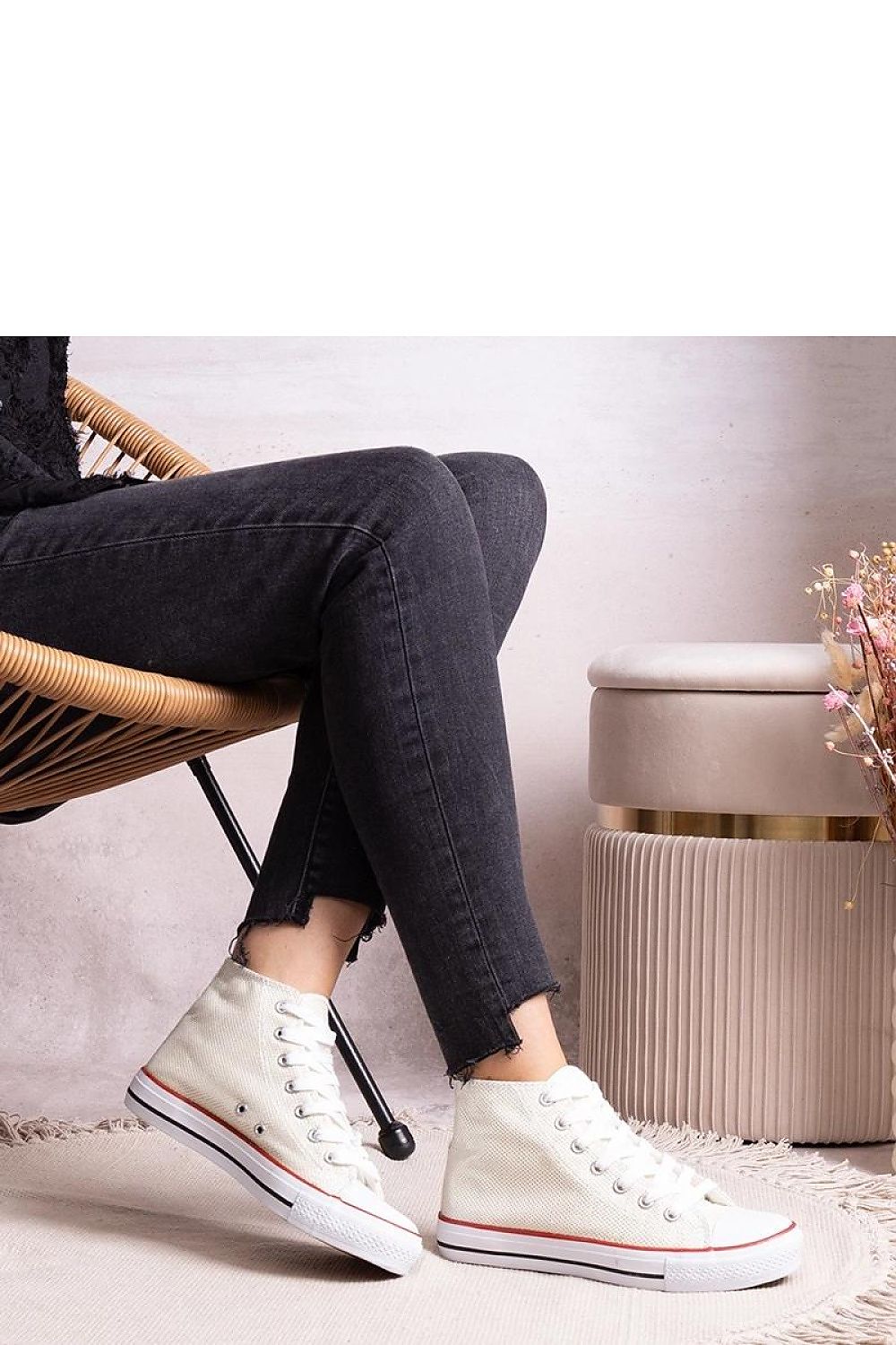 Baskets model 207210 Solea