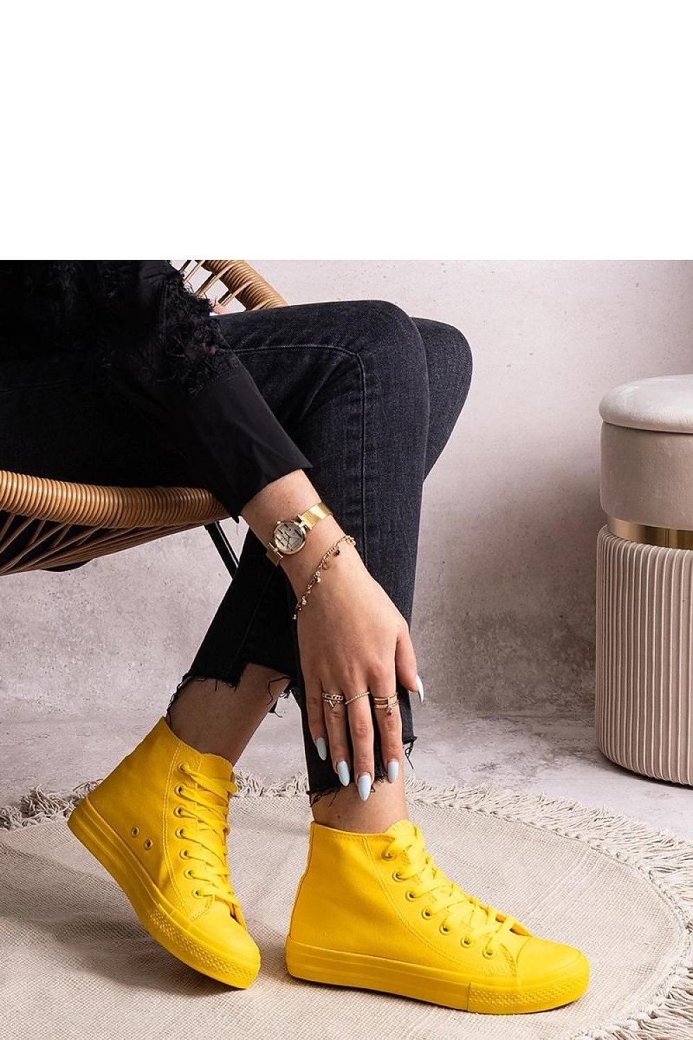 Baskets model 207215 Solea