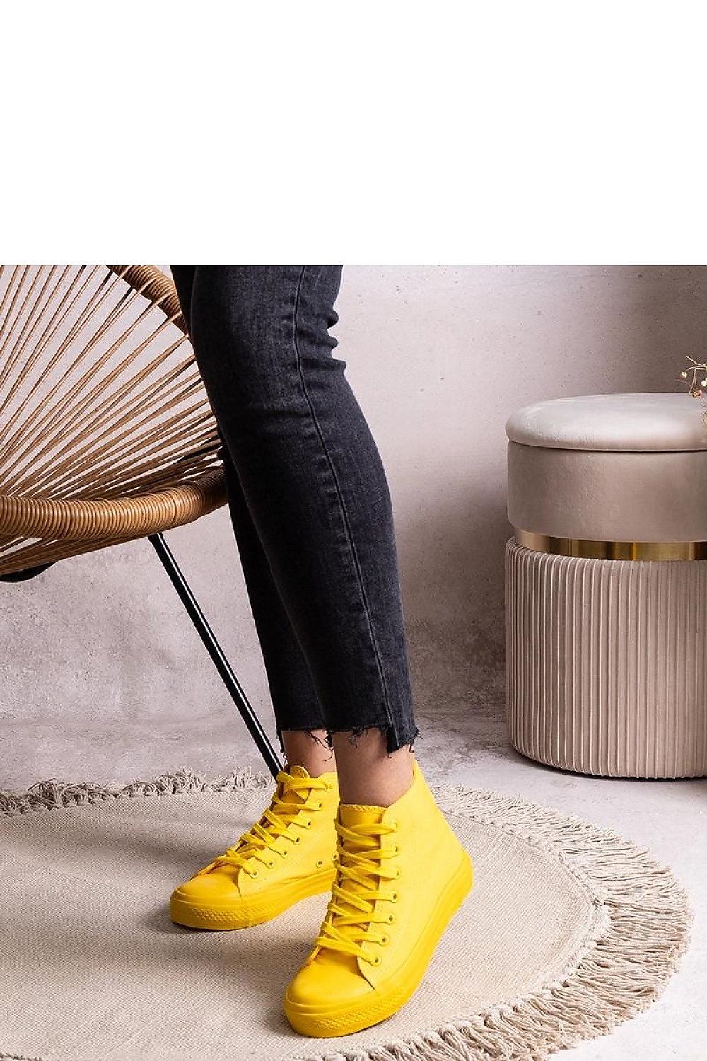 Baskets model 207215 Solea