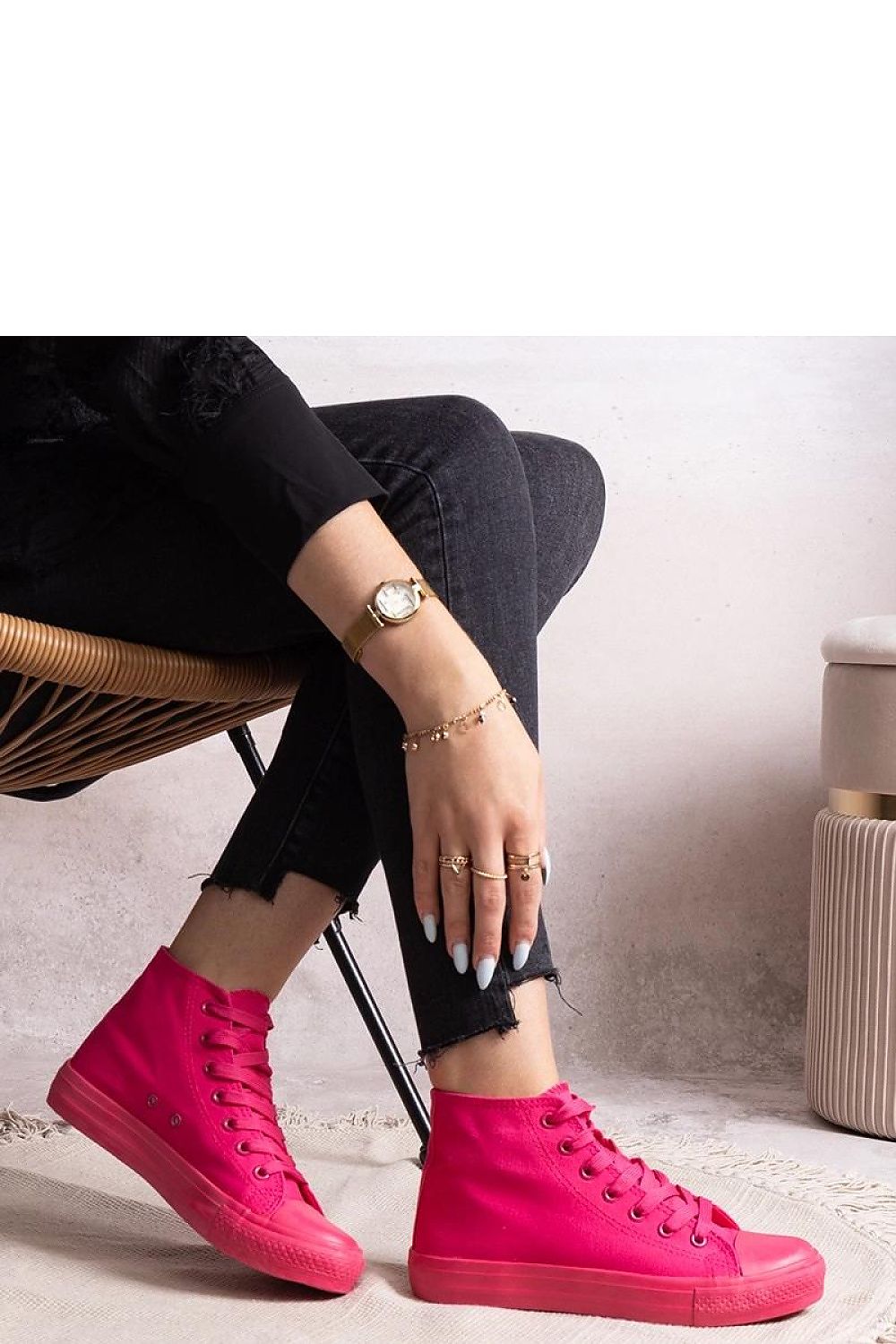 Baskets model 207219 Solea